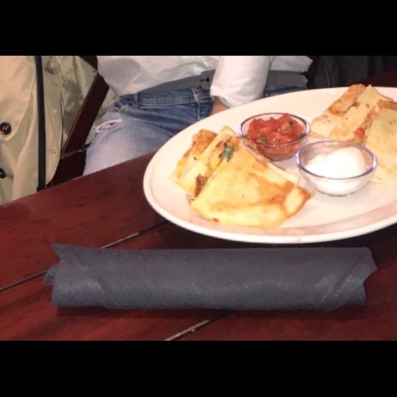 Meet your Posher, Dina - Picture 1 of 1